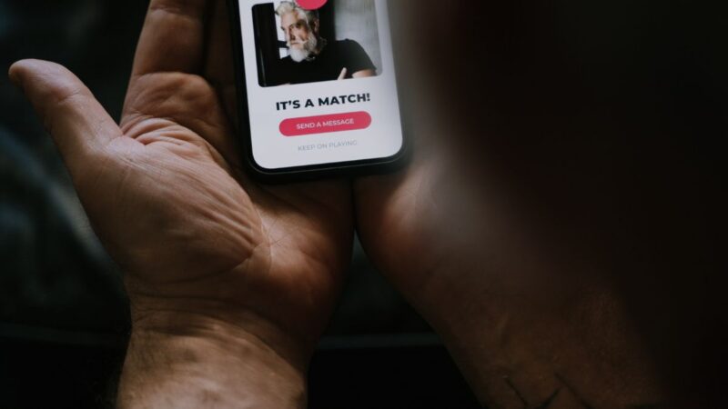 L&rsquo;application gigi dating de clara gold n&rsquo;existe plus ?