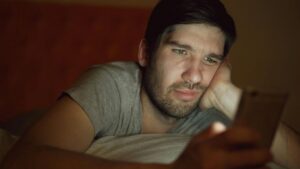 publier à 18h sur TikTok réduit la portée organique 