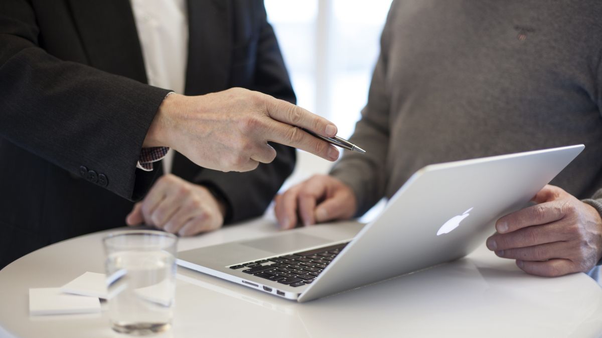 Consultant HubSpot : le métier qui peut rapporter jusqu’à 12 000 € par mois