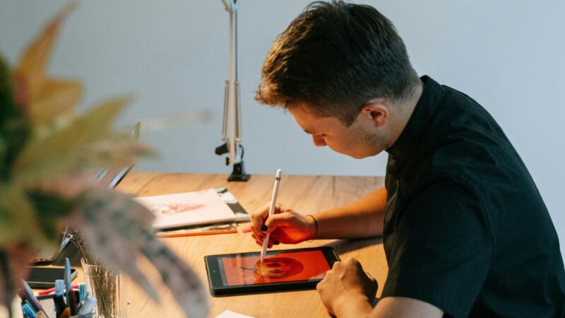 Quels métiers après une formation Illustrator ?