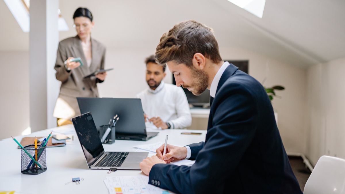 Quel est le prix de Sales Navigator et que comprend l’abonnement ?